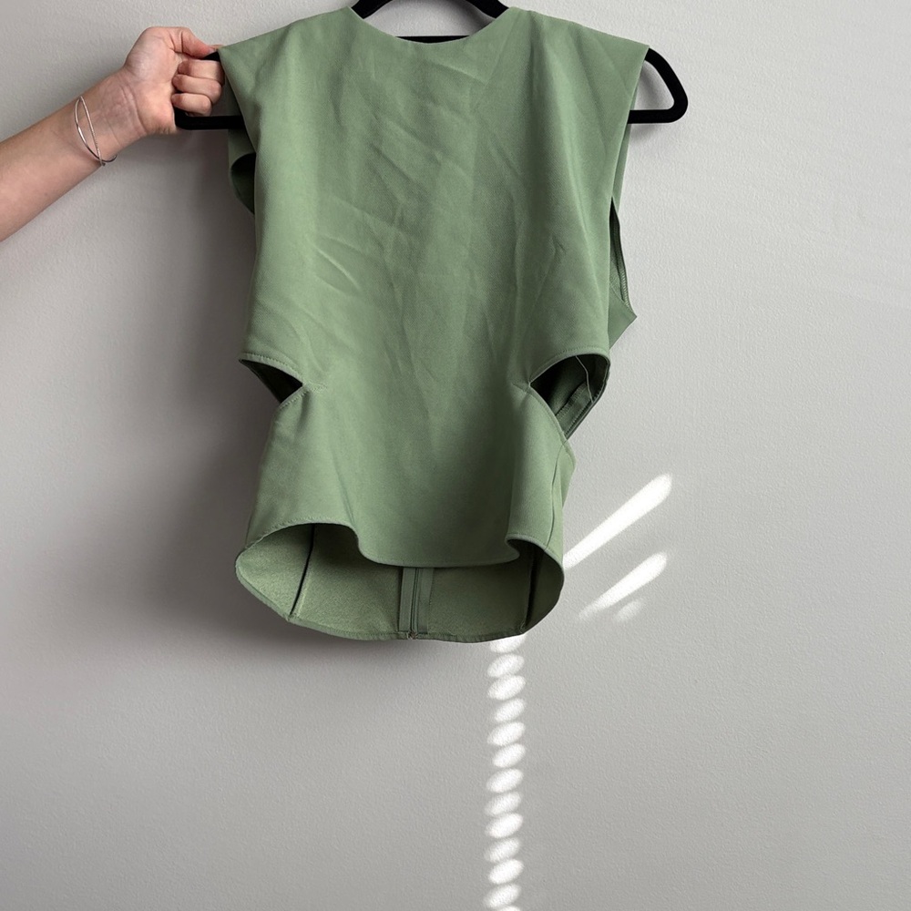 Zara Olive Green Sleeveless Blouse